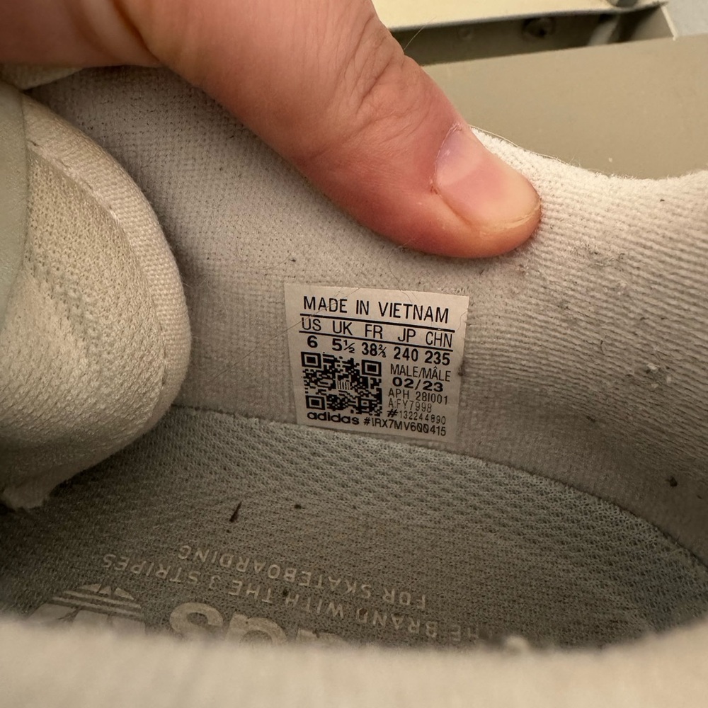 Adidas forums - Picture 5 of 5
